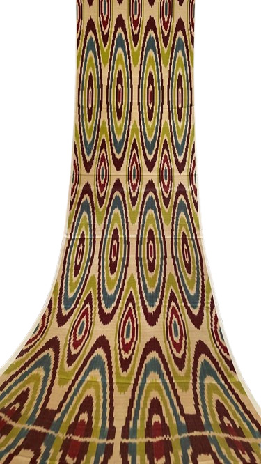Ovalado Ikat Tejido