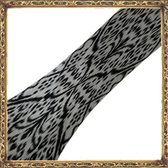 Ikat Stoff Tierdruck