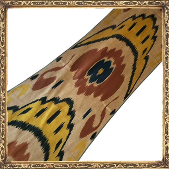 Textile ikat curviligne
