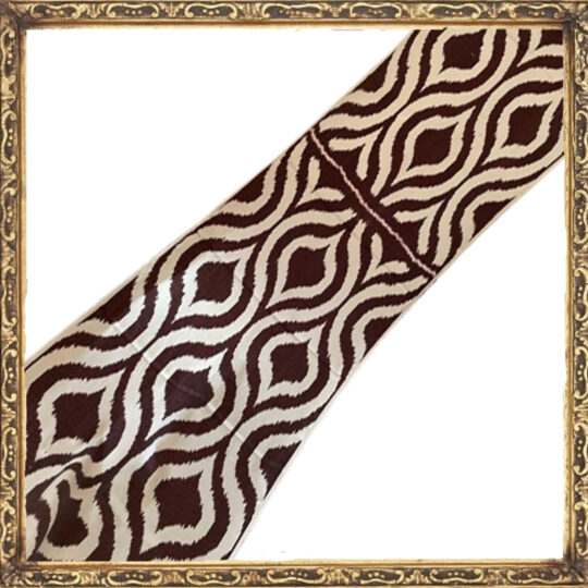 Tissu ikat à motif ogive