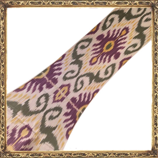 Violetter Wirbel Ikat